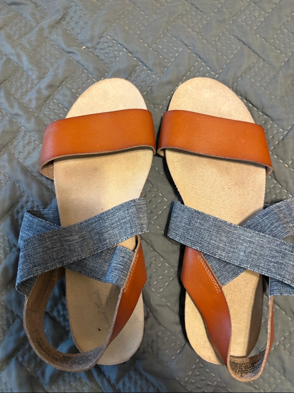 Universal Thread Tan and Blue Crossband Slide Sandals
